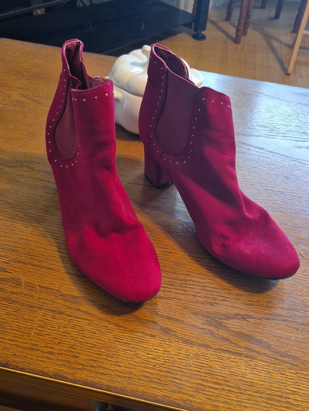Jacqueline Smith Women's Red Suede Ankle Boots with Stud Detailing Size 8.5